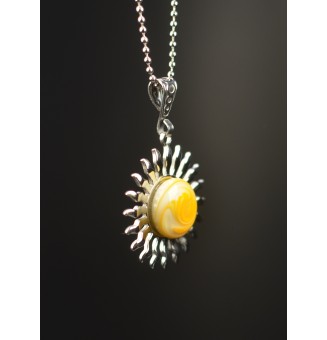 Collier Soleil jaune en Acier Inoxydable avec Perle de Verre Filé 45 cm