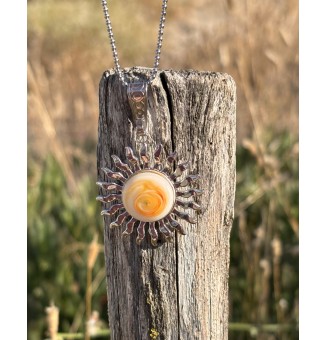 Collier Soleil jaune en...