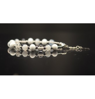 Bracelet blanc en perles de verre filé – Un éclat de couleurs à votre poignet (16 / 17.5 cm)