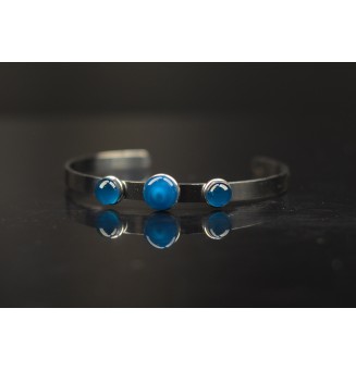 Bracelet rigide réglable...