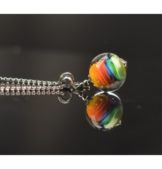 Collier "multicolore" en Perles de Verre et acier inoxydable, breloque fleur