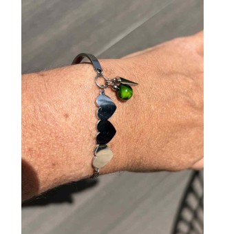 Bracelet demi-jonc en acier inoxydable avec perles de verre filé – vert rosetta