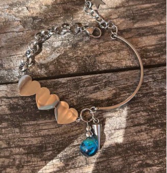 Bracelet demi-jonc en acier inoxydable avec perles de verre filé – bleu vert