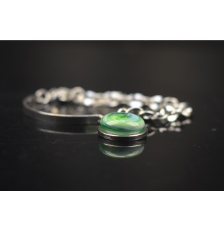 Bracelet demi-jonc en acier inoxydable avec cabochon en verre filé – vert bleu