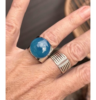 Bague Large ACIER INOXYDABLE avec Cabochon en Verre Filé – Modèle Unique - Bleu Océan