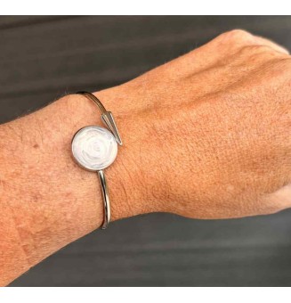 Bracelet pliable en acier inoxydable – Cabochon BLANC en verre filé - pour petits poignets