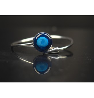 Bracelet pliable en acier inoxydable – Cabochon BLEU PETROLE en verre filé - pour petits poignets