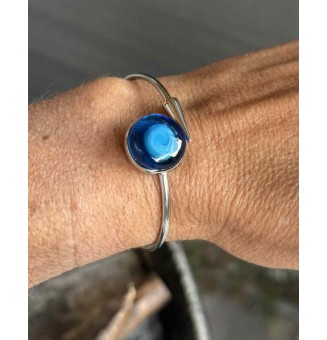 Bracelet pliable en acier inoxydable – Cabochon BLEU PETROLE en verre filé - pour petits poignets