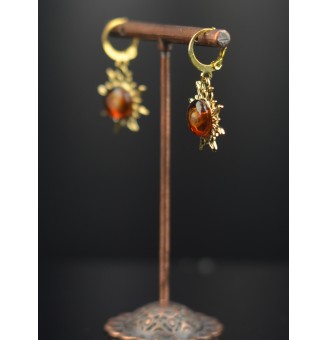 Boucles d’oreilles “Soleil ambré” – cabochon de verre filé à la flamme, acier inoxydable