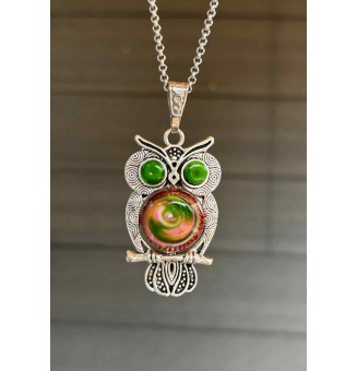 collier hibou 50+ 3 cm "rose vert" perles de verre filé au chalumeau