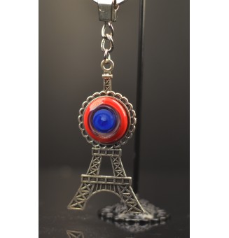 Bijou de sac / Porte-clés TOUR EIFFEL avec cabochon en verre – Création artisanale Liloo Créations