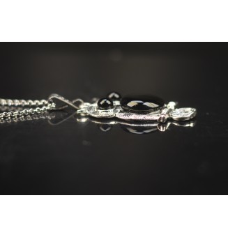 collier hibou 50+ 3 cm "noir " perles de verre filé au chalumeau