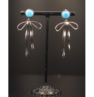 Boucles d’oreilles “Nœud...