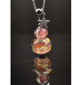 Collier Long – Duo de Perles Artisanales en Verre Filé Rose & Feuille d’Argent – Pièce Unique