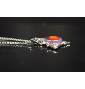 Collier Papillon et Cabochon en Verre – Orange et Violet