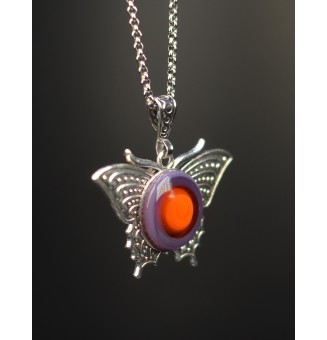 Collier Papillon et Cabochon en Verre – Orange et Violet