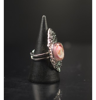 Bague réglable femme en acier inoxydable martelé avec cabochon en verre filé – bijou artisanal fait main Liloo Créations