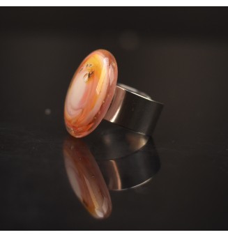 Bague réglable en acier inoxydable – Cabochon en verre filé artisanal ROSE, feuille d’argent (pièce unique)