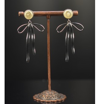 Boucles d’oreilles “ Nœud...