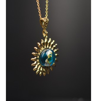 Collier Soleil "BLEU VERT OR" en Acier Inoxydable doré avec Perle de Verre Filé 44+3 cm