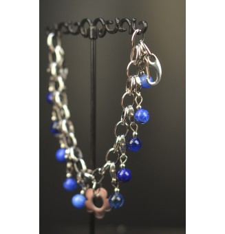 Bracelet Charms en Verre Filé – Éclat bleuté et Modularité