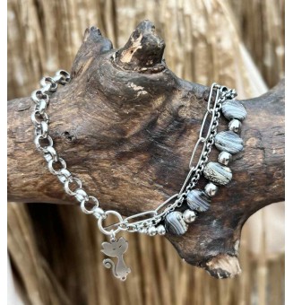 Bracelet multi-rangs en acier inoxydable et perles de verre filé – Modèle Unique