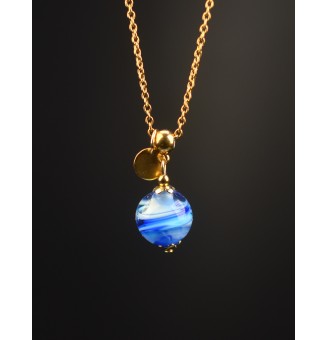 Collier court en acier inoxydable doré & perle de verre bleue – Création artisanale