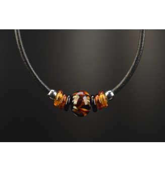 collier LEOPARD 45+3 cm avec perles de verre cuir noir - creation artisanale