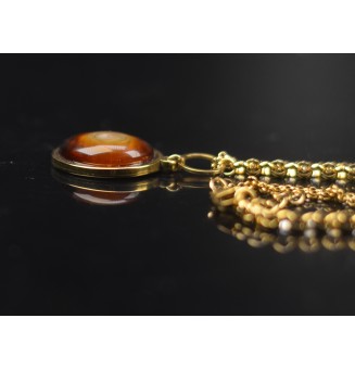 Collier asymétrique en verre filé ambré – Acier inoxydable doré