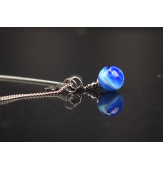 Collier court en acier inoxydable  & perle de verre bleu – Création artisanale