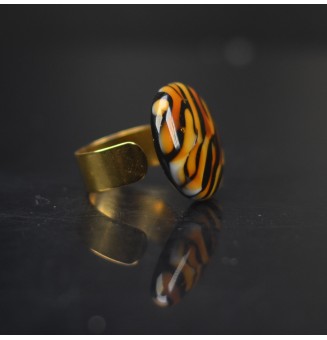 Bague cabochon léopard en verre filé – Acier inoxydable doré réglable