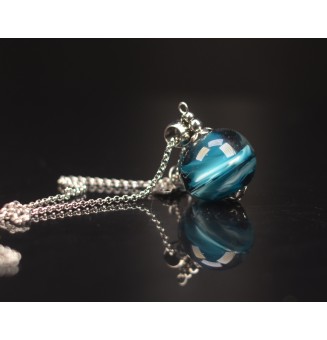 Collier long bleu pétrole –...