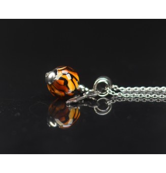 Collier court perle léopard & étoile – Verre filé et acier inoxydable