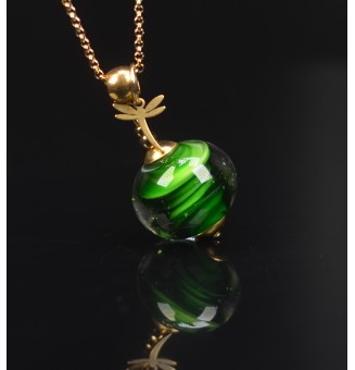 Collier long en verre filé vert Rosetta – Acier inoxydable doré – 74 cm - Création Artisanale