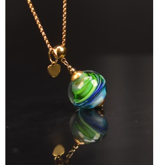 Collier long en verre filé bleu et vert – Acier inoxydable doré – 72 cm