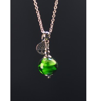 Collier court  Vert rosetta – Perle de verre artisanale 1,4 cm - acier inoxydable