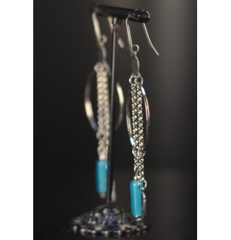 Boucles d’oreilles bleu  – Tubes en verre filé & acier inoxydable