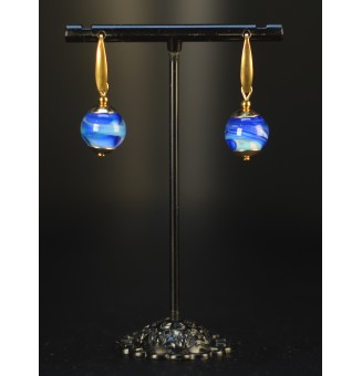 boucles d'oreilles artisanales en verre filé - bleu - acier inoxydable doré