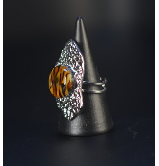 Bague réglable Léopard en acier inoxydable martelé avec cabochon en verre filé – bijou artisanal fait main Liloo Créations