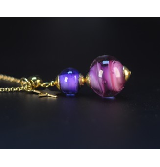 Collier long en perles de verre filé – Dégradé rose, violine et violet – 75 cm – Acier inoxydable doré