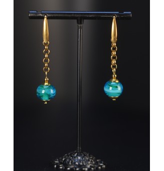 Boucles d’oreilles...