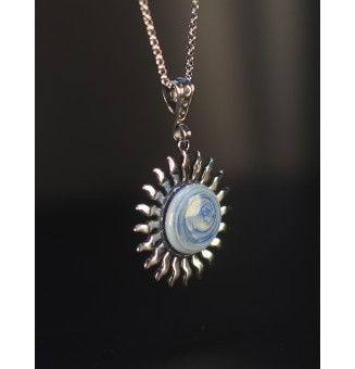 Collier Soleil BLEU tye and die en Acier Inoxydable avec Perle de Verre Filé 44+3 cm