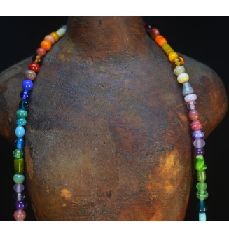 Sautoir d’Exception – 160 Perles de Verre Filé Multicolores – Pièce Maîtresse
