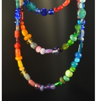 Sautoir d’Exception – 170 Perles de Verre Filé Multicolores – Pièce Maîtresse