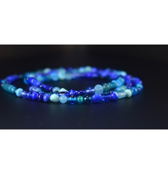Sautoir d’Exception – Nuances de Bleu – 123 Perles de Verre Filé – Pièce Unique