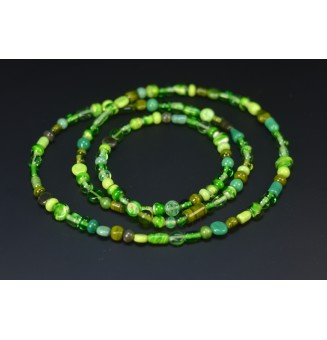 Sautoir d’Exception – Nuances de Vert – 129 Perles de Verre Filé – Pièce Unique