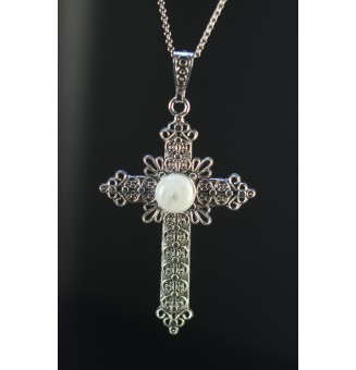 Collier Croix Lumineuse – Cabochon Verre Filé Blanc – Acier Inoxydable & Plaquage Argent