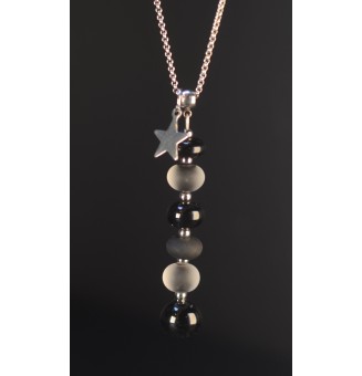 Collier Noir Élégance –...