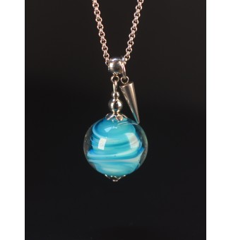 Collier Long Bleu Mer en Verre Filé – Perle 2,15 cm – Acier Inoxydable – 72 cm