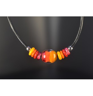 collier multicolore  45 +3cm avec perles de verre cuir noir